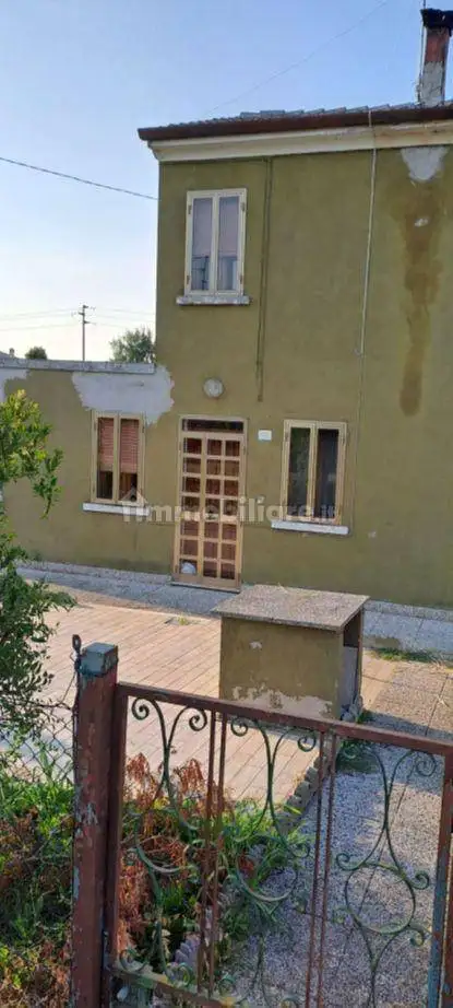 Rustico - Casale in vendita a Papozze