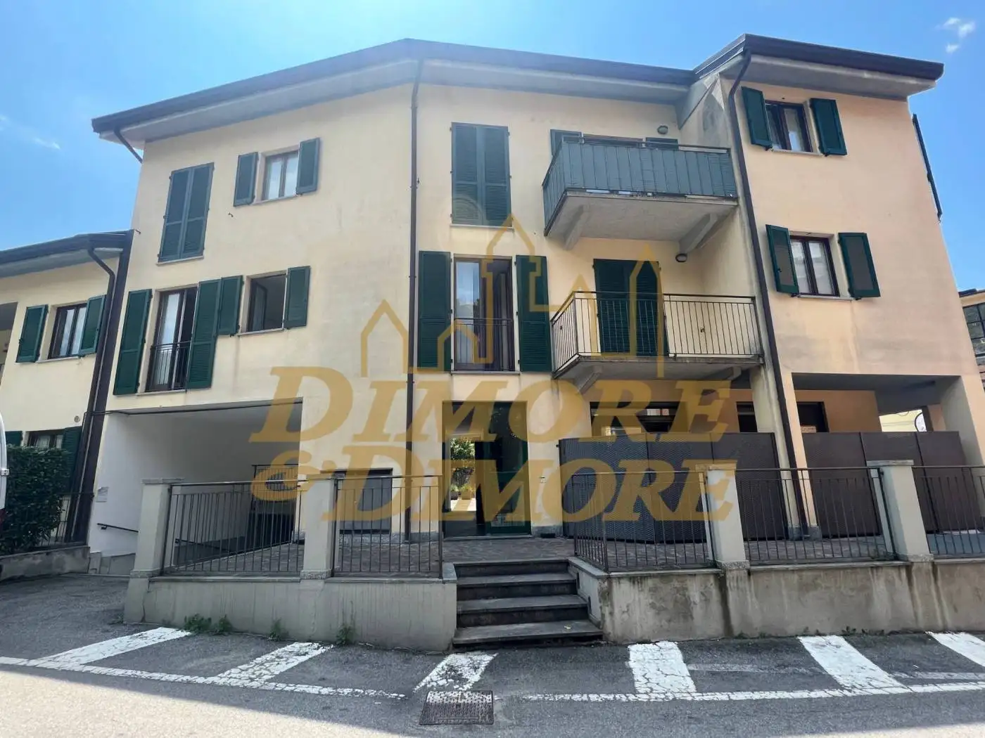 Appartamento in vendita a Maccagno con Pino e Veddasca