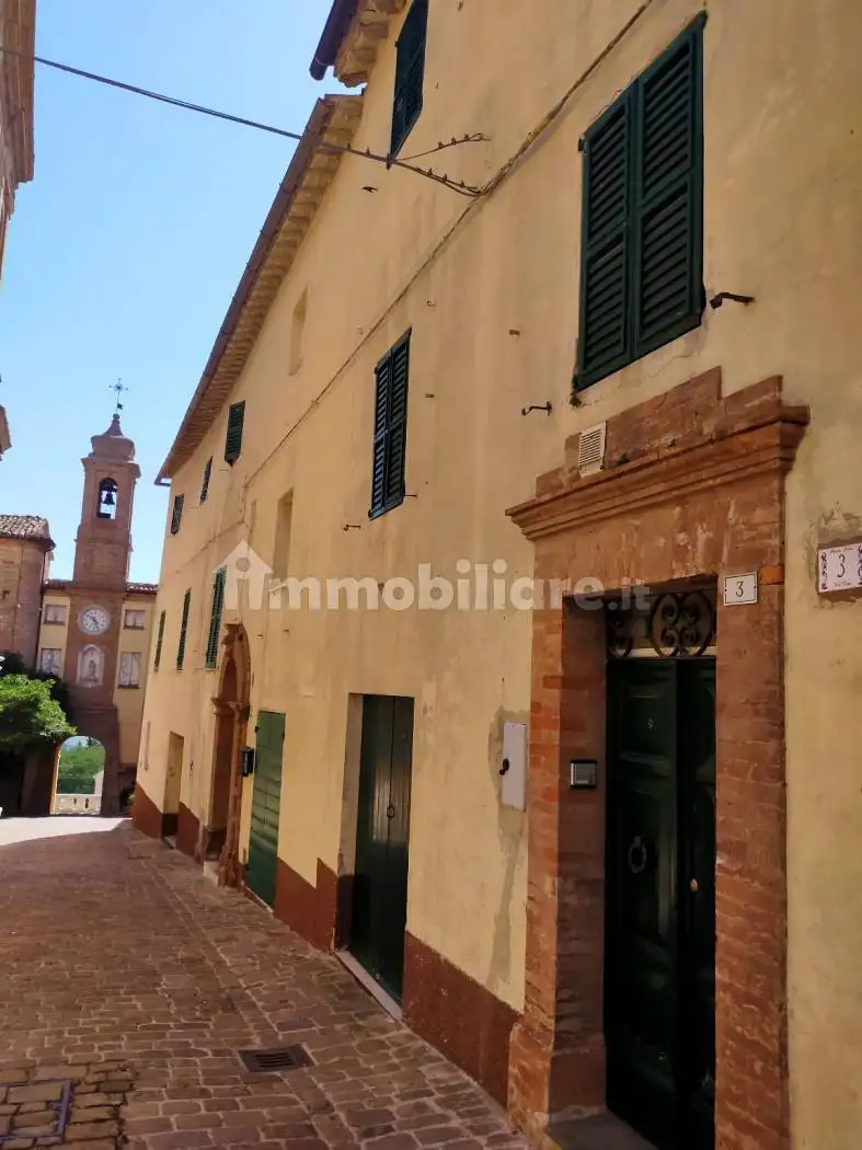 Casa indipendente in vendita a Poggio San Marcello