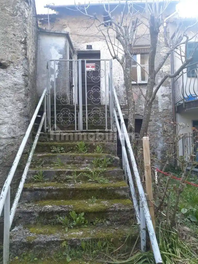 Rustico - Casale in vendita a Montoggio