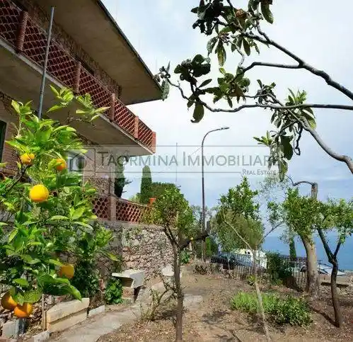 Villa in vendita a Taormina