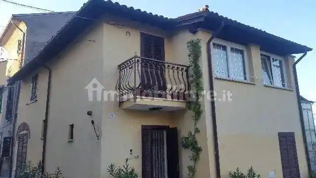 Palazzo - Edificio in vendita a Rieti