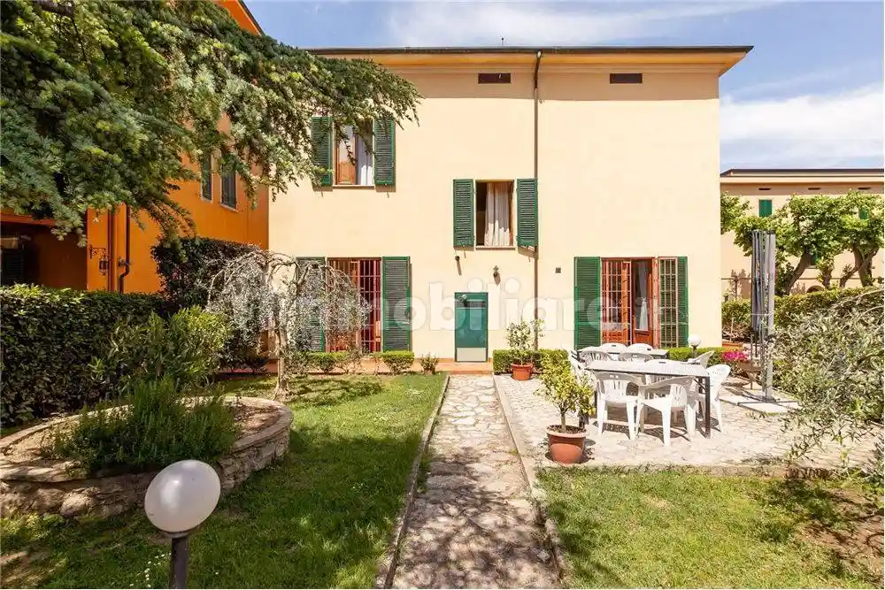 Villa in vendita a Casciana Terme Lari