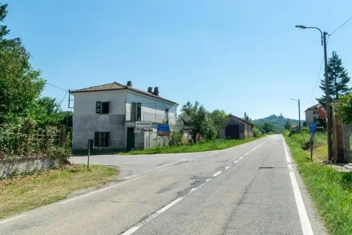 Casa indipendente in vendita a Camagna Monferrato