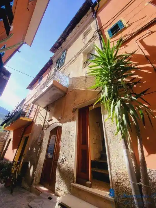 Rustico - Casale in vendita a Villanova d'Albenga