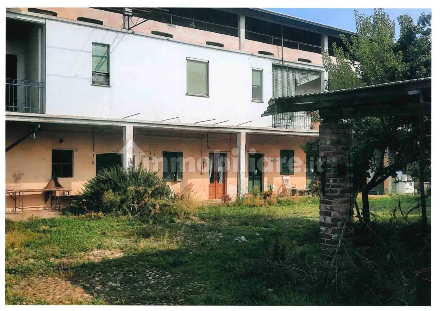 Rustico - Casale in vendita a Fara Novarese