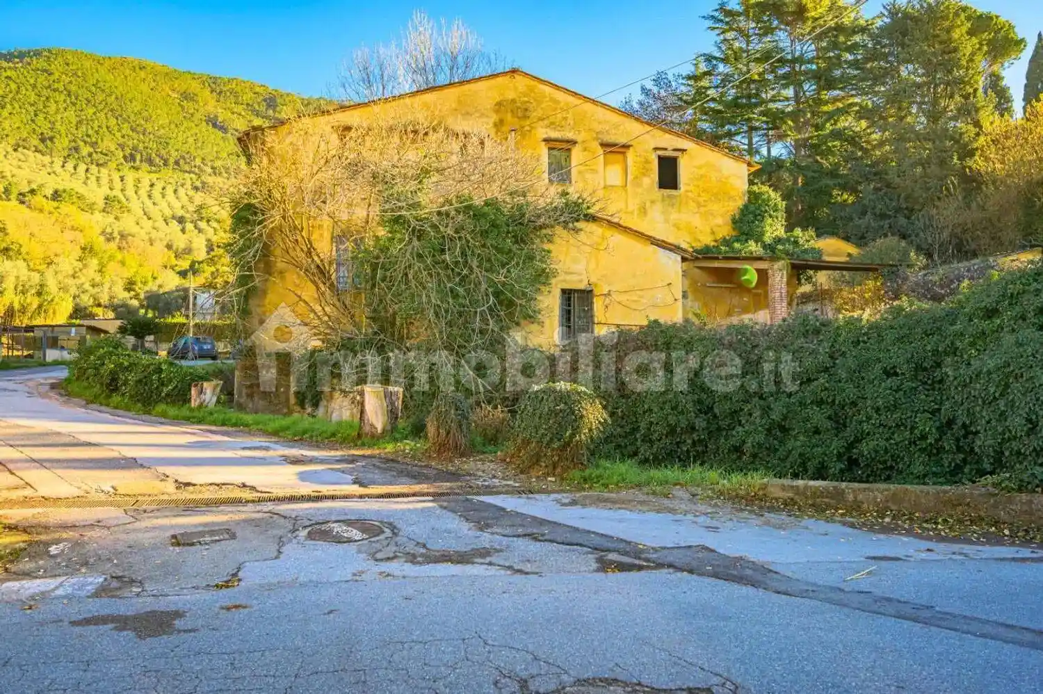 Rustico - Casale in vendita a San Giuliano Terme