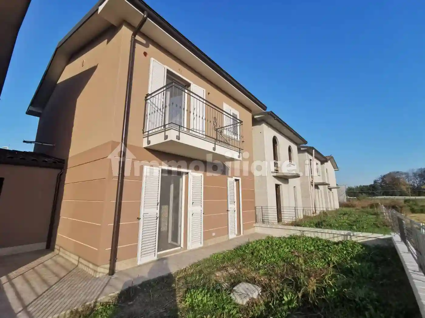 Villetta a schiera - foto 2