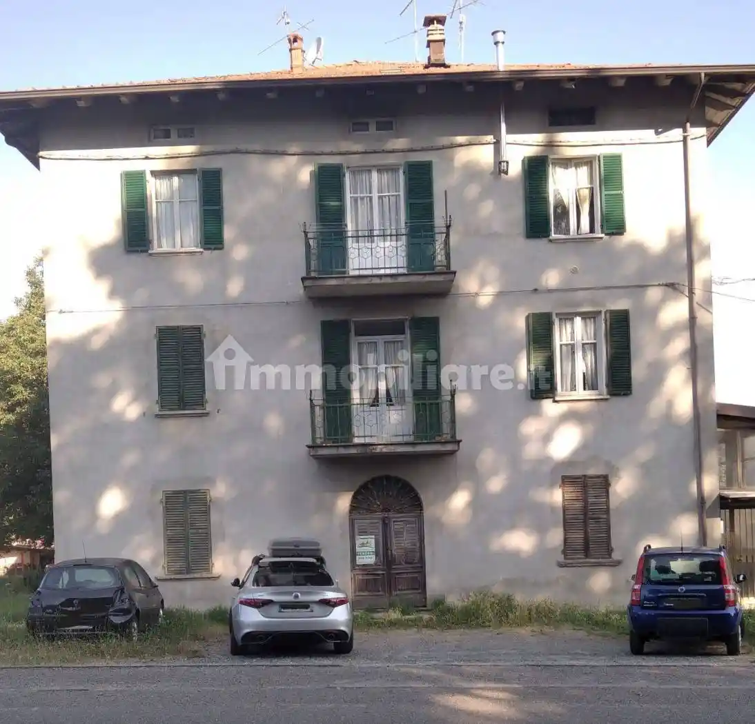 Palazzo - Edificio in vendita a Albareto
