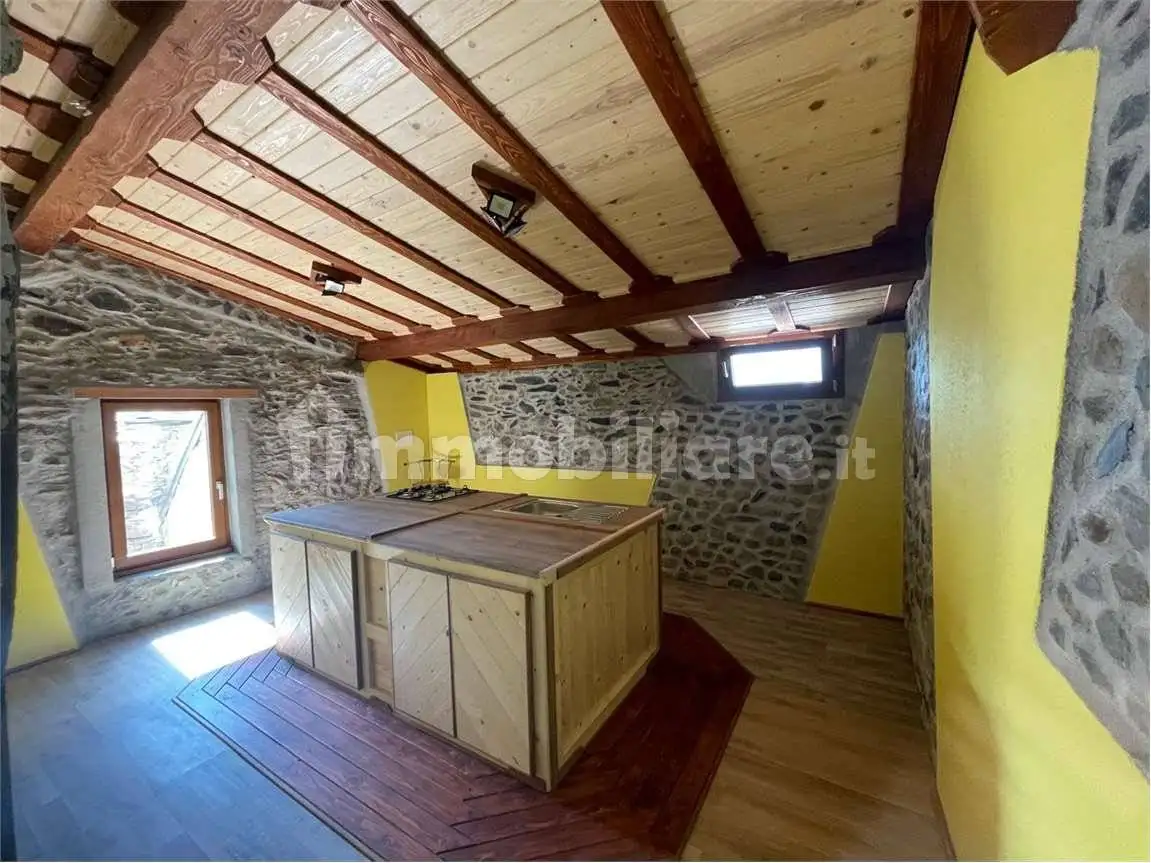 Appartamento in vendita a Molini di Triora