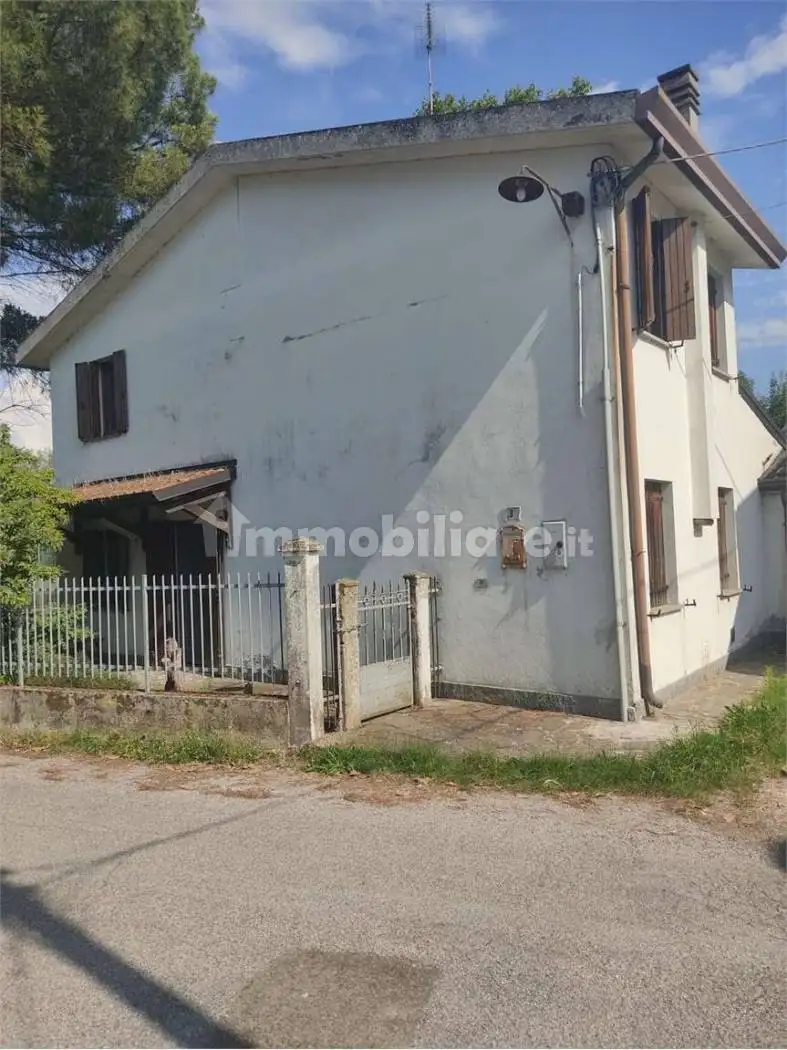 Casa indipendente in vendita a Papozze