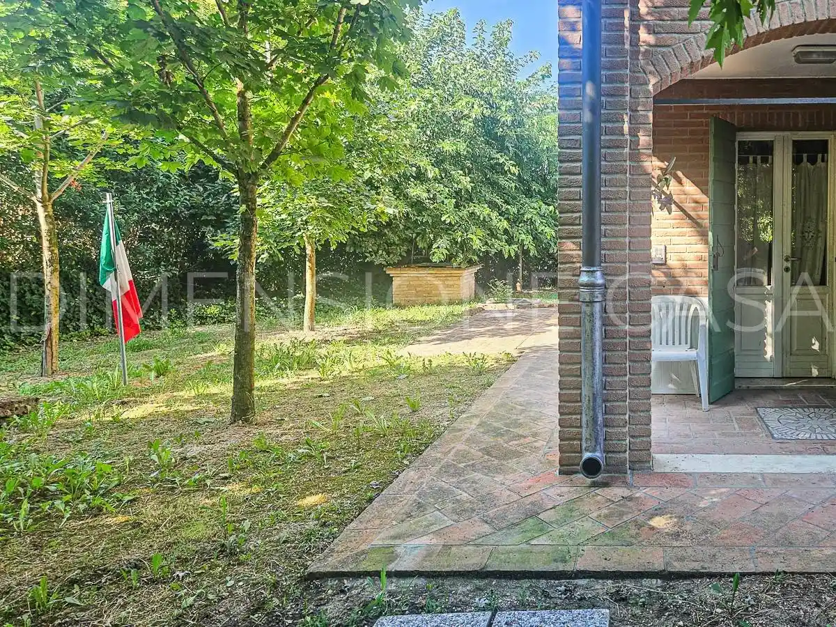 Rustico - Casale in vendita a Carpi