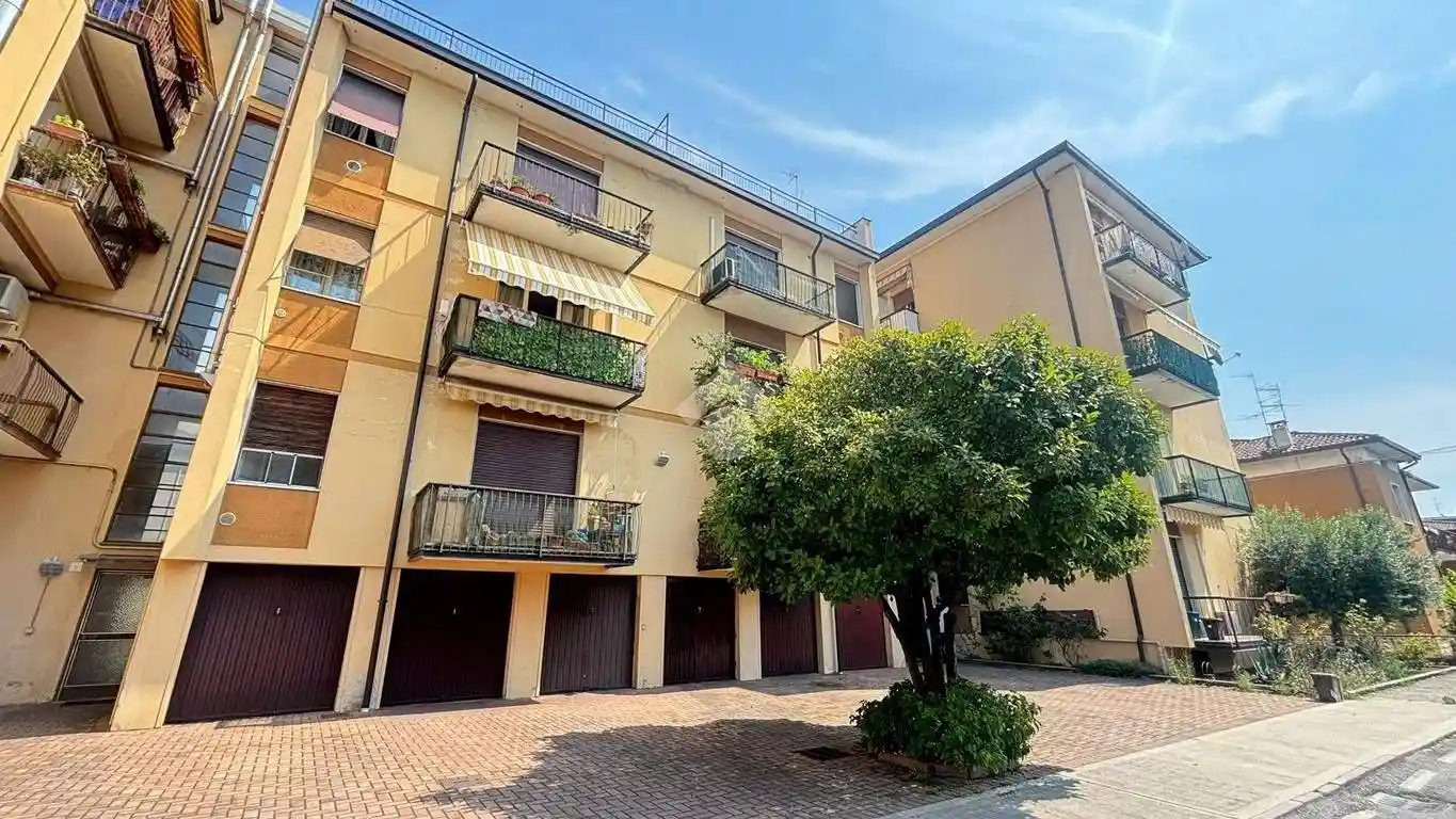 Appartamento in vendita a Rezzato