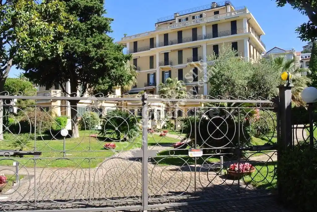 Appartamento in vendita a Bordighera