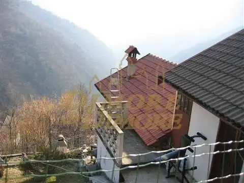 Villa a schiera 4 locali, ottimo stato, Centro, Aurano - foto 3