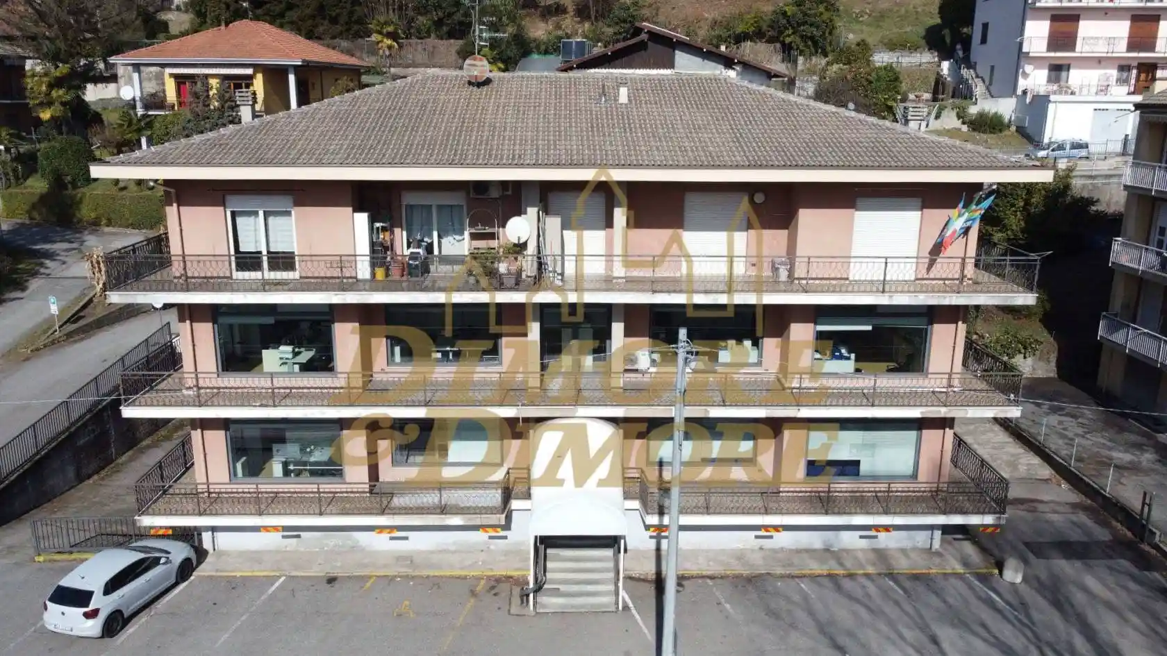 Palazzo - Edificio in vendita a Verbania