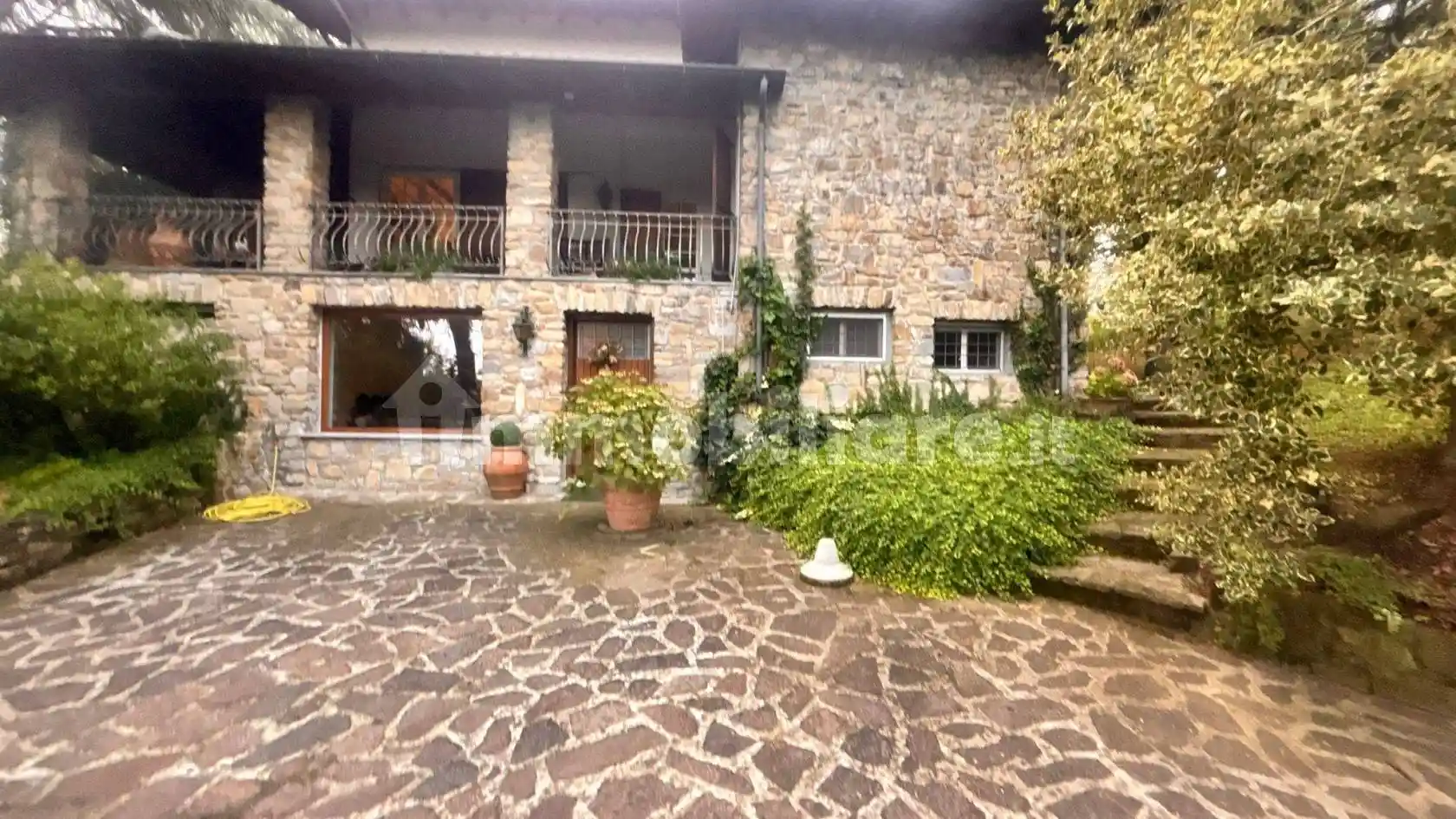 Villa in vendita a Santa Maria della Versa