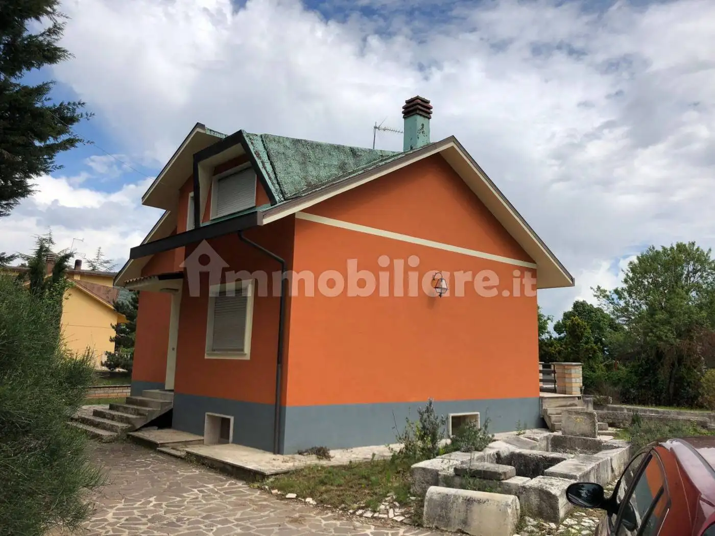 Villa in vendita a Massa d'Albe