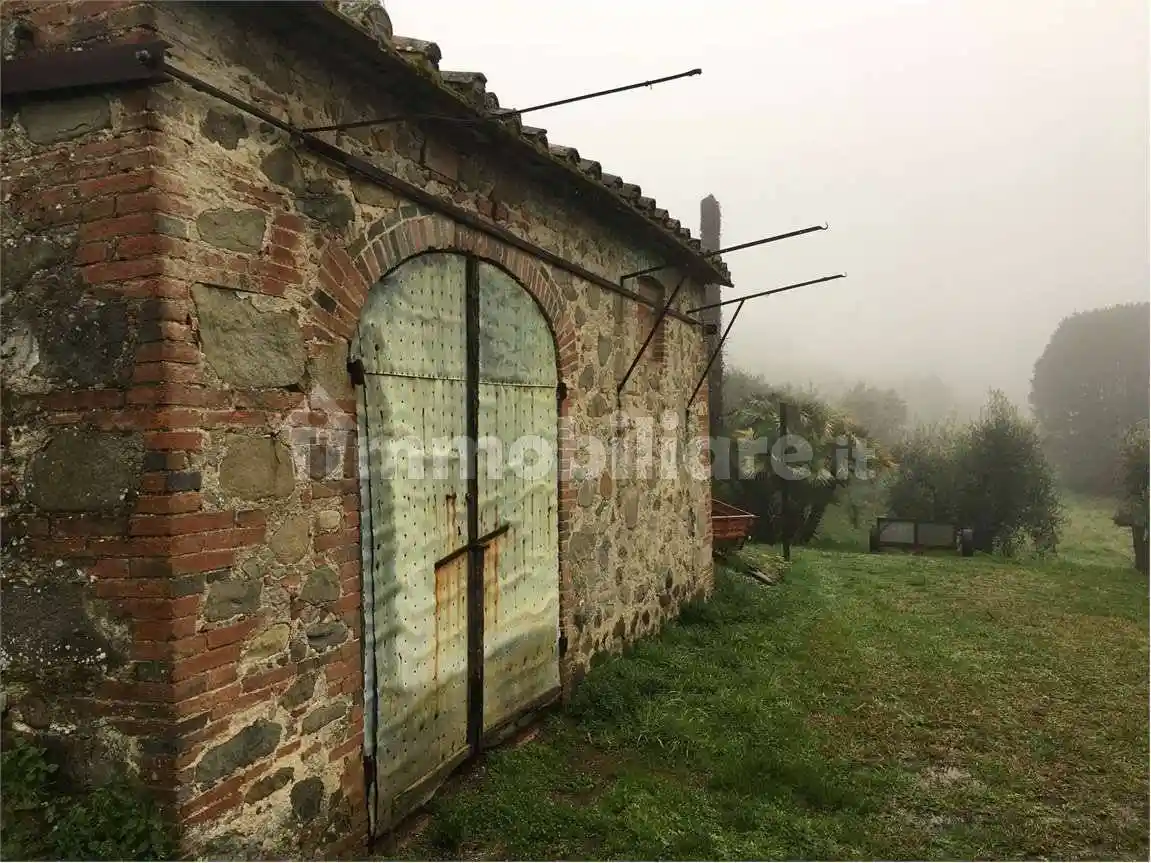 Rustico - Casale in vendita a Montecarlo