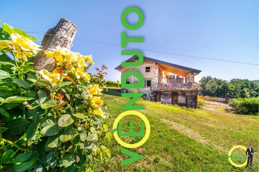 Rustico - Casale in vendita a Corno di Rosazzo
