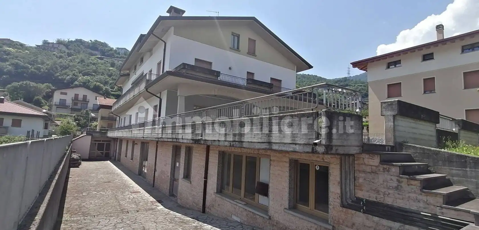 Palazzo - Edificio in vendita a Malegno