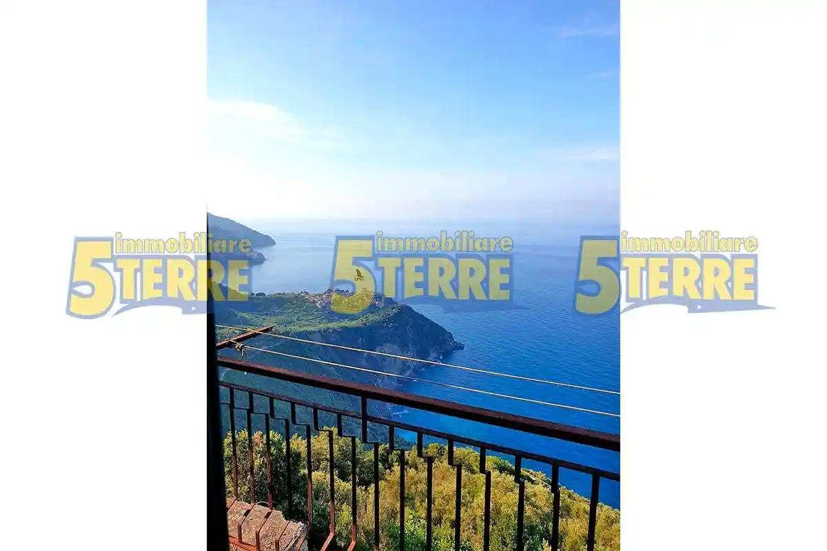 Appartamento in vendita a Vernazza