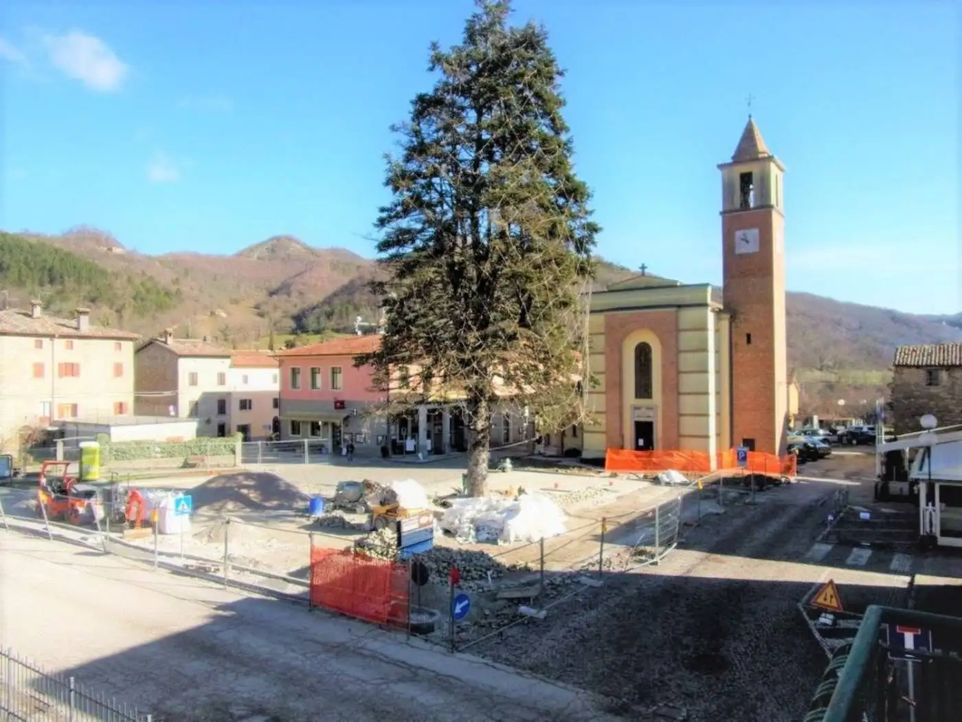 Appartamento piazza del Pino, Centro, Borgo Pace - foto 3