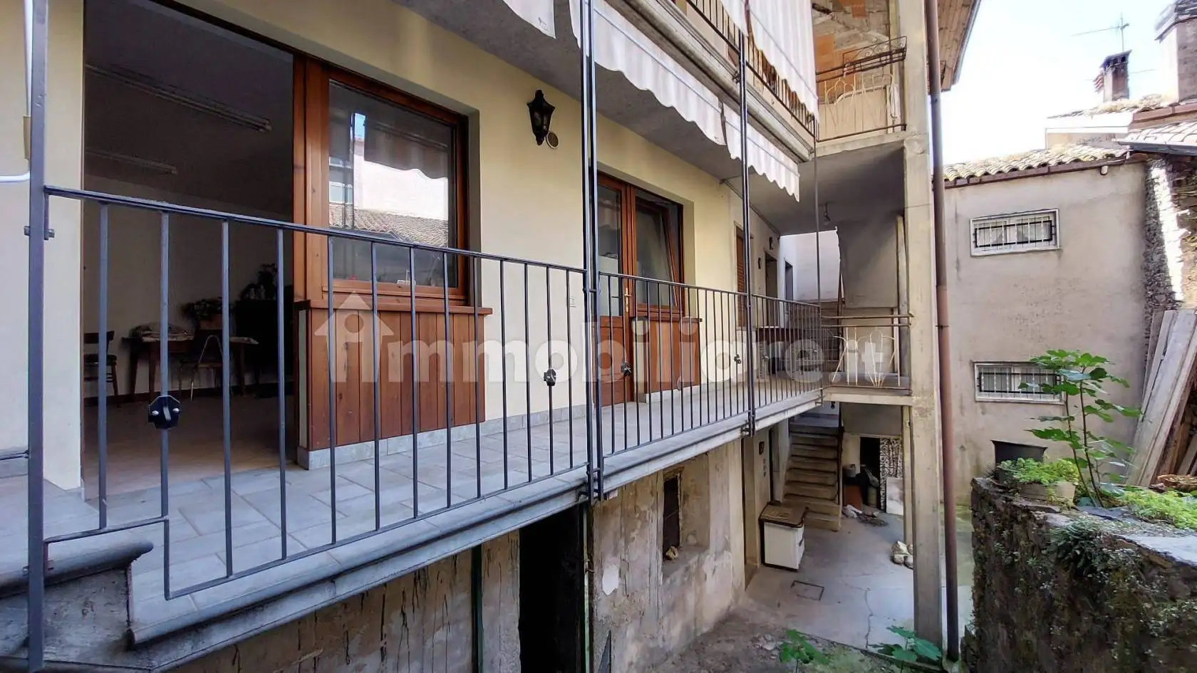 Casa indipendente in vendita a Gaverina Terme