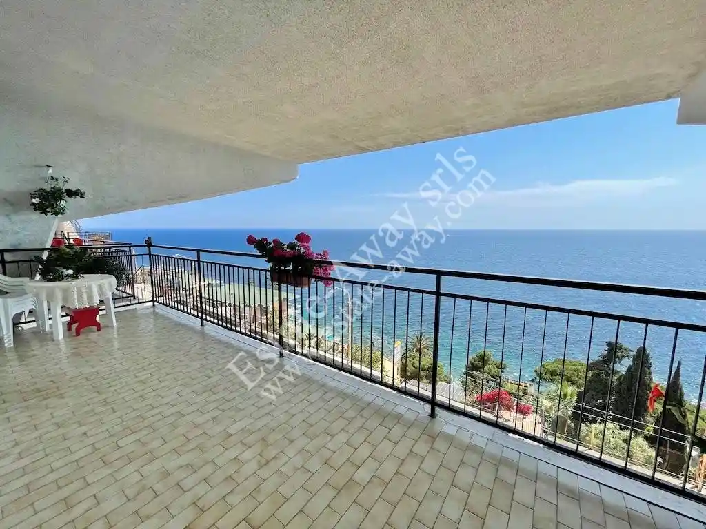 Appartamento in vendita a Ospedaletti