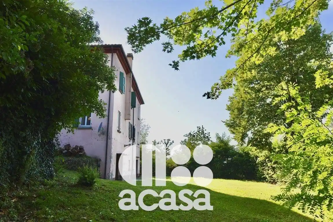 Villa in vendita a Novafeltria