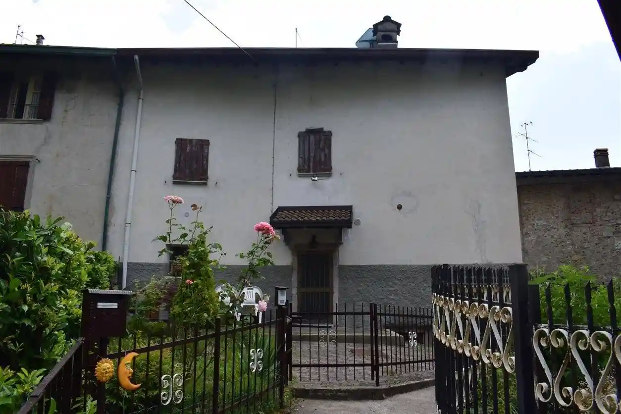 Appartamento in vendita a Cornalba