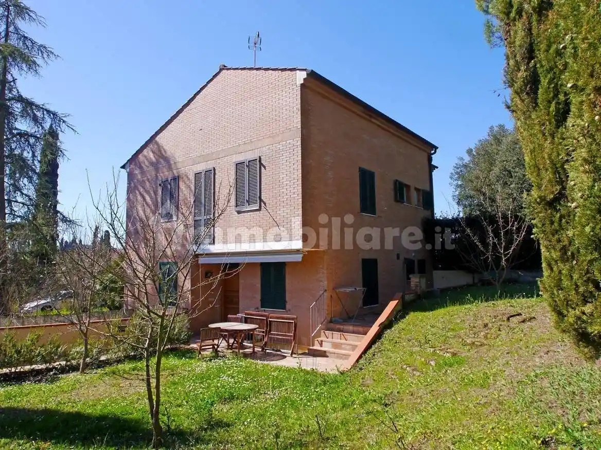 Villa in vendita a Castelnuovo Berardenga