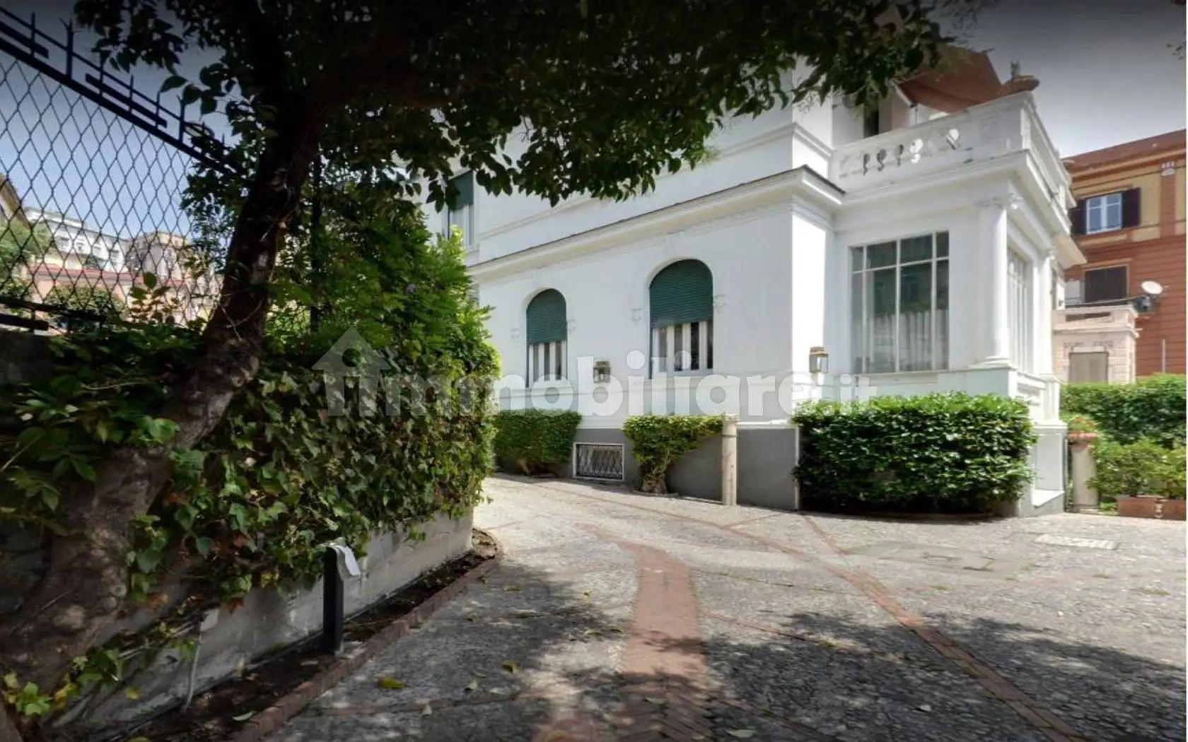 Appartamento in affitto a Napoli