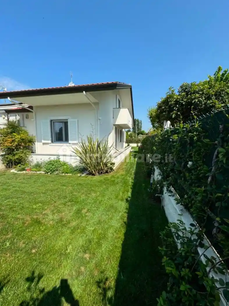 Villa in affitto a Forte dei Marmi
