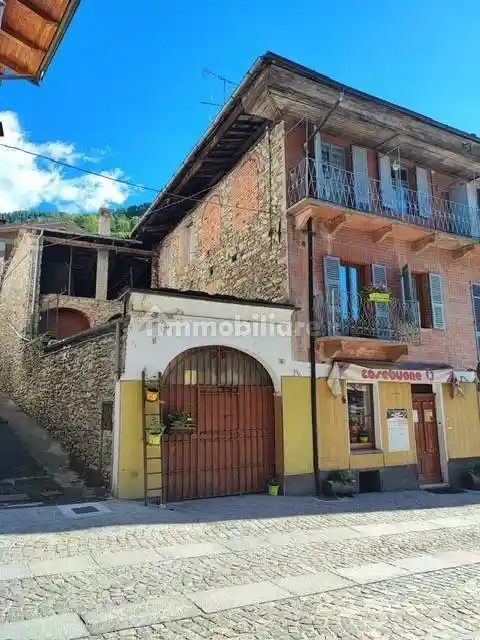 Casa indipendente in vendita a Sampeyre