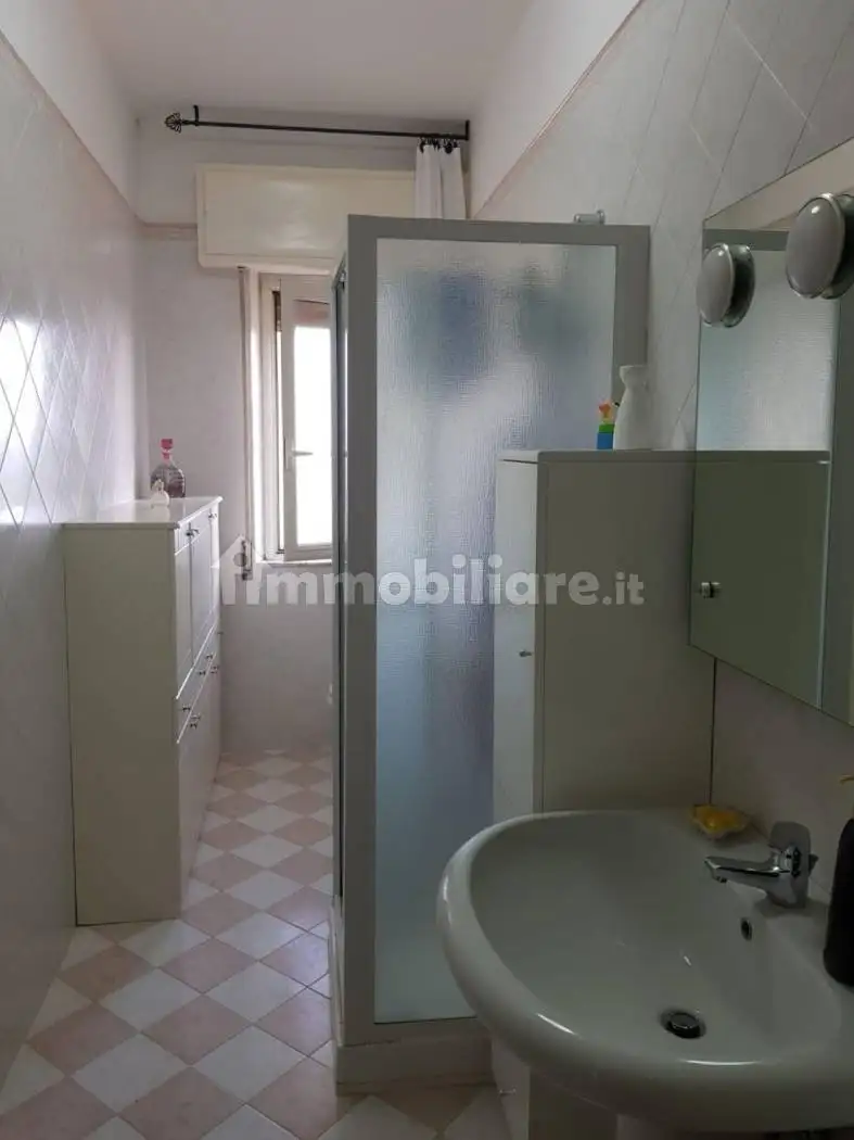 Quadrilocale corso Vittorio Veneto 118, Camastra