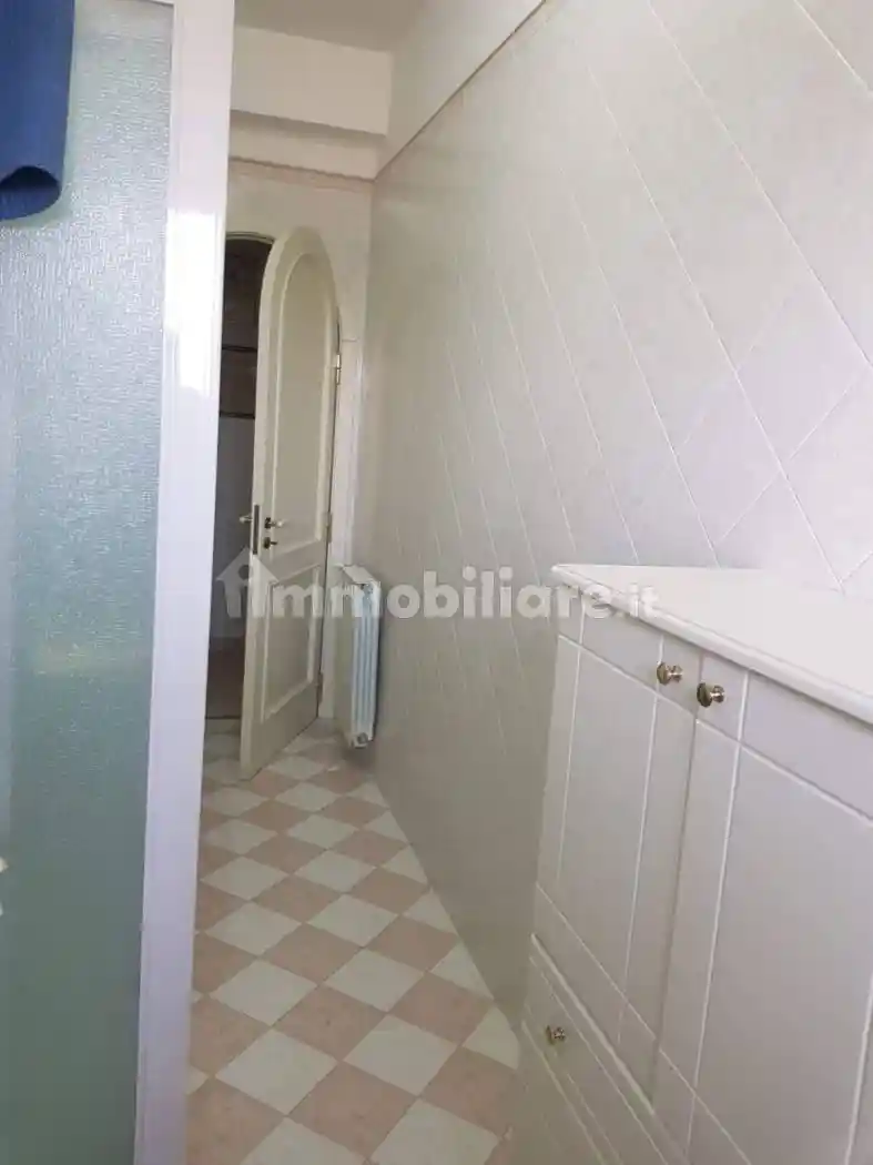 Quadrilocale corso Vittorio Veneto 118, Camastra - foto 3