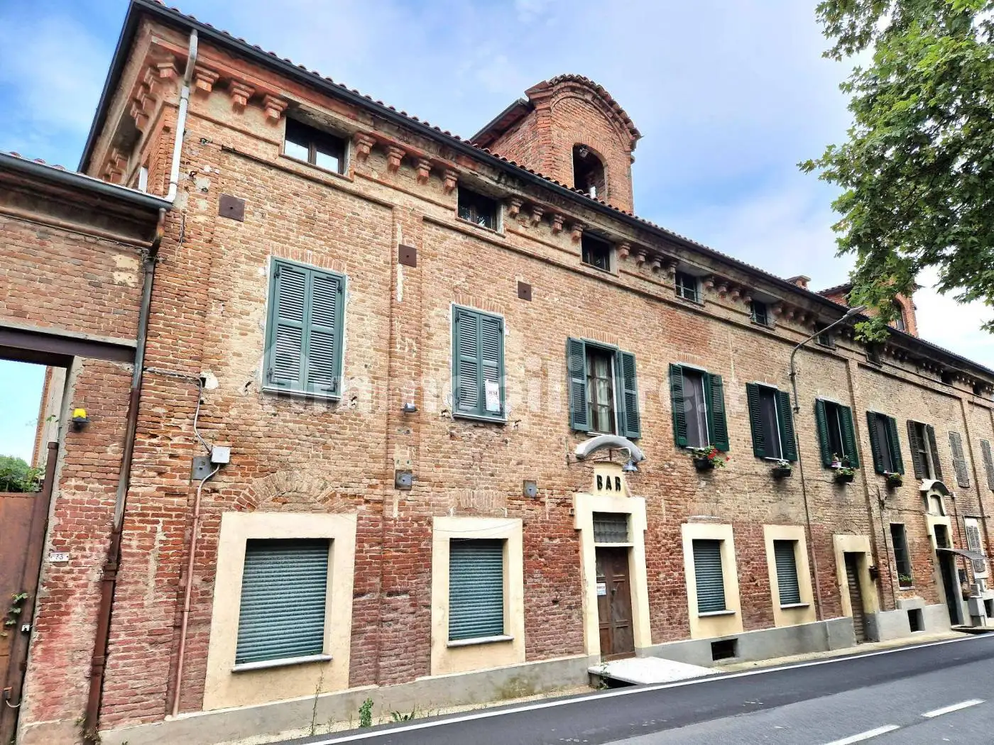 Palazzo - Edificio in vendita a Brozolo