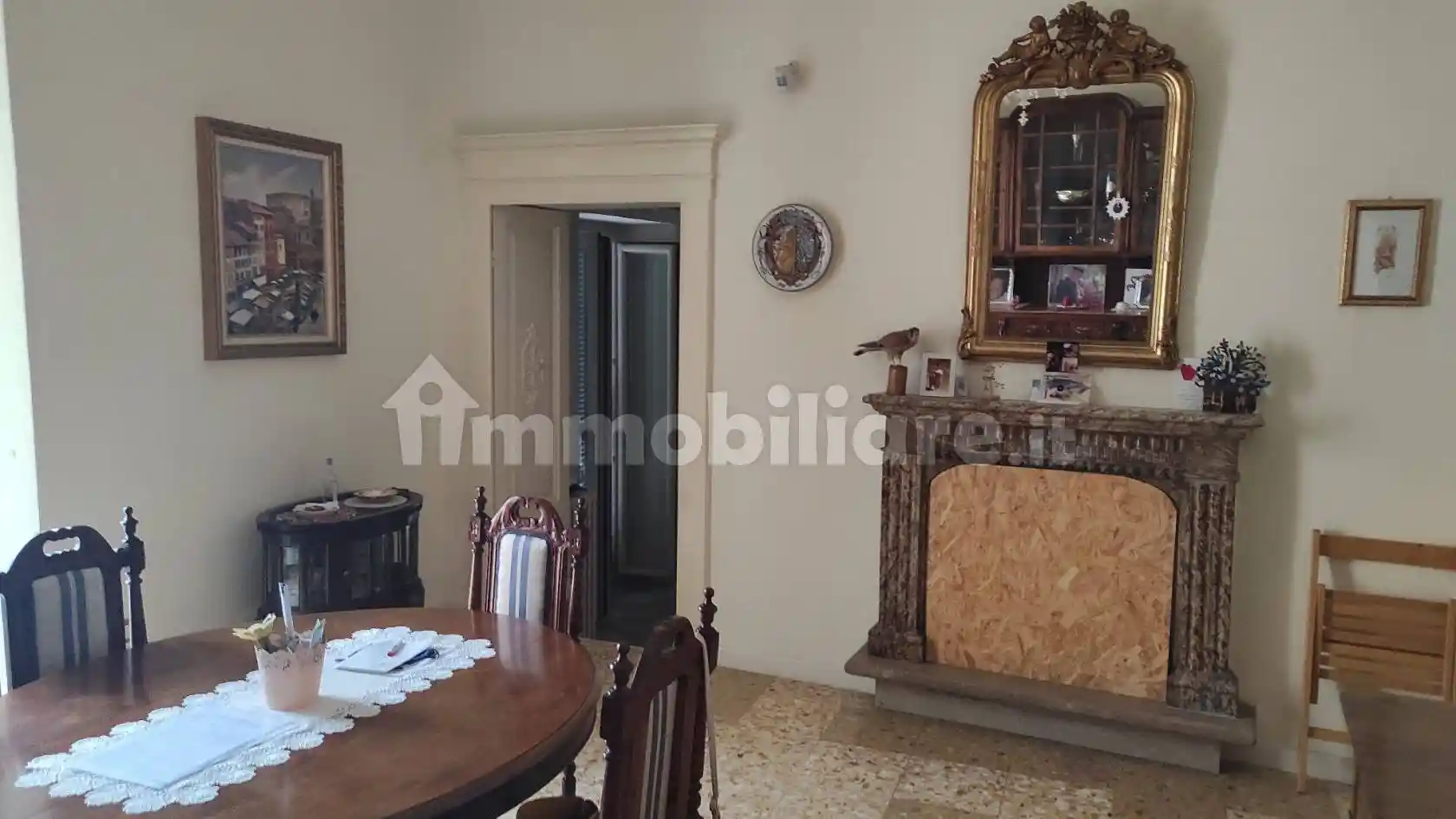 Appartamento piazza Plebiscito 12, Torre de' Passeri - foto 3