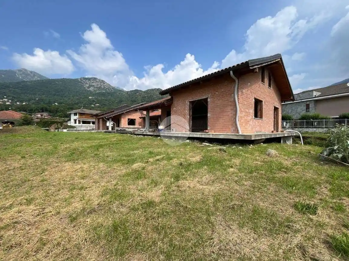 Villa in vendita a Rubiana