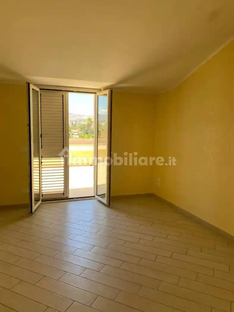 Trilocale corso Giuseppe Garibaldi 7a, Centro, Siderno - foto 3