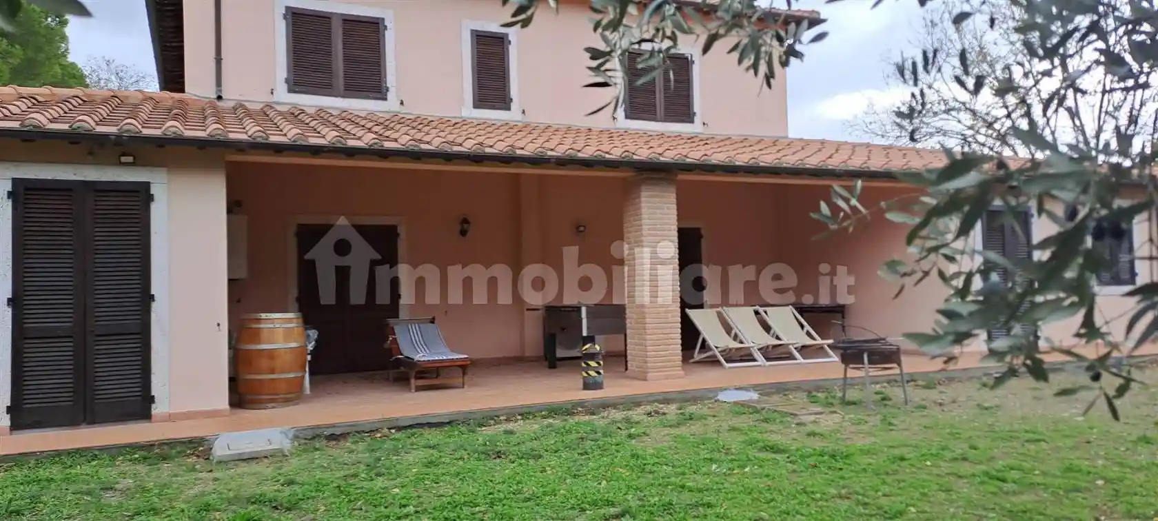 Rustico - Casale in vendita a Scansano