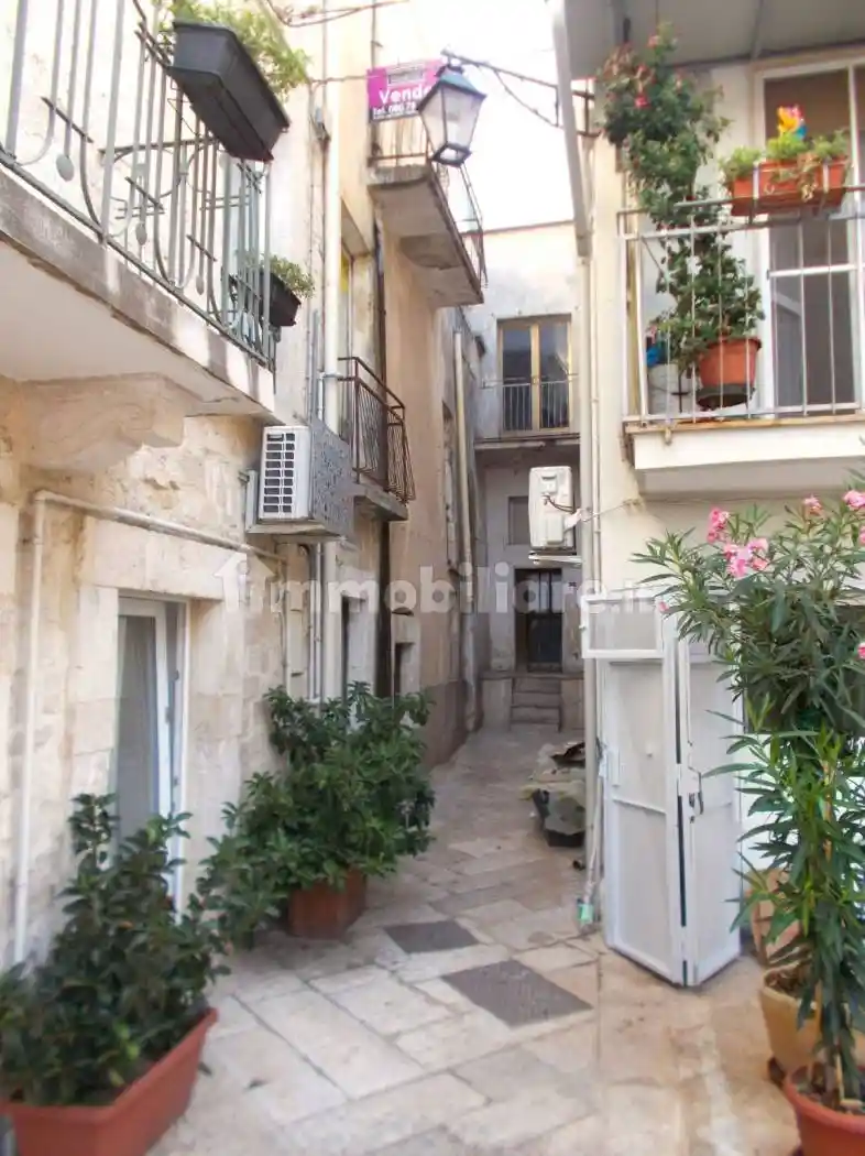 Casa indipendente in vendita a Acquaviva delle Fonti