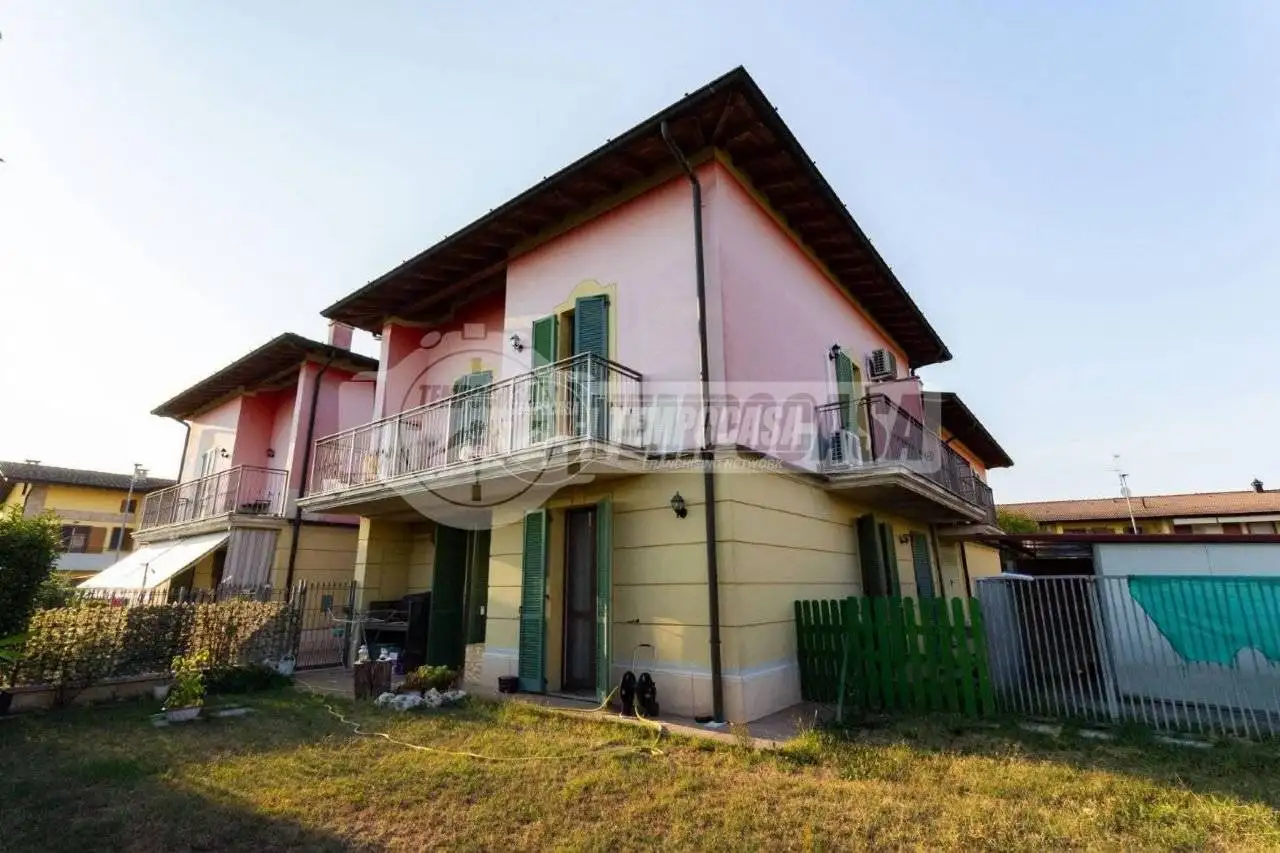 Appartamento in vendita a Casaletto Ceredano