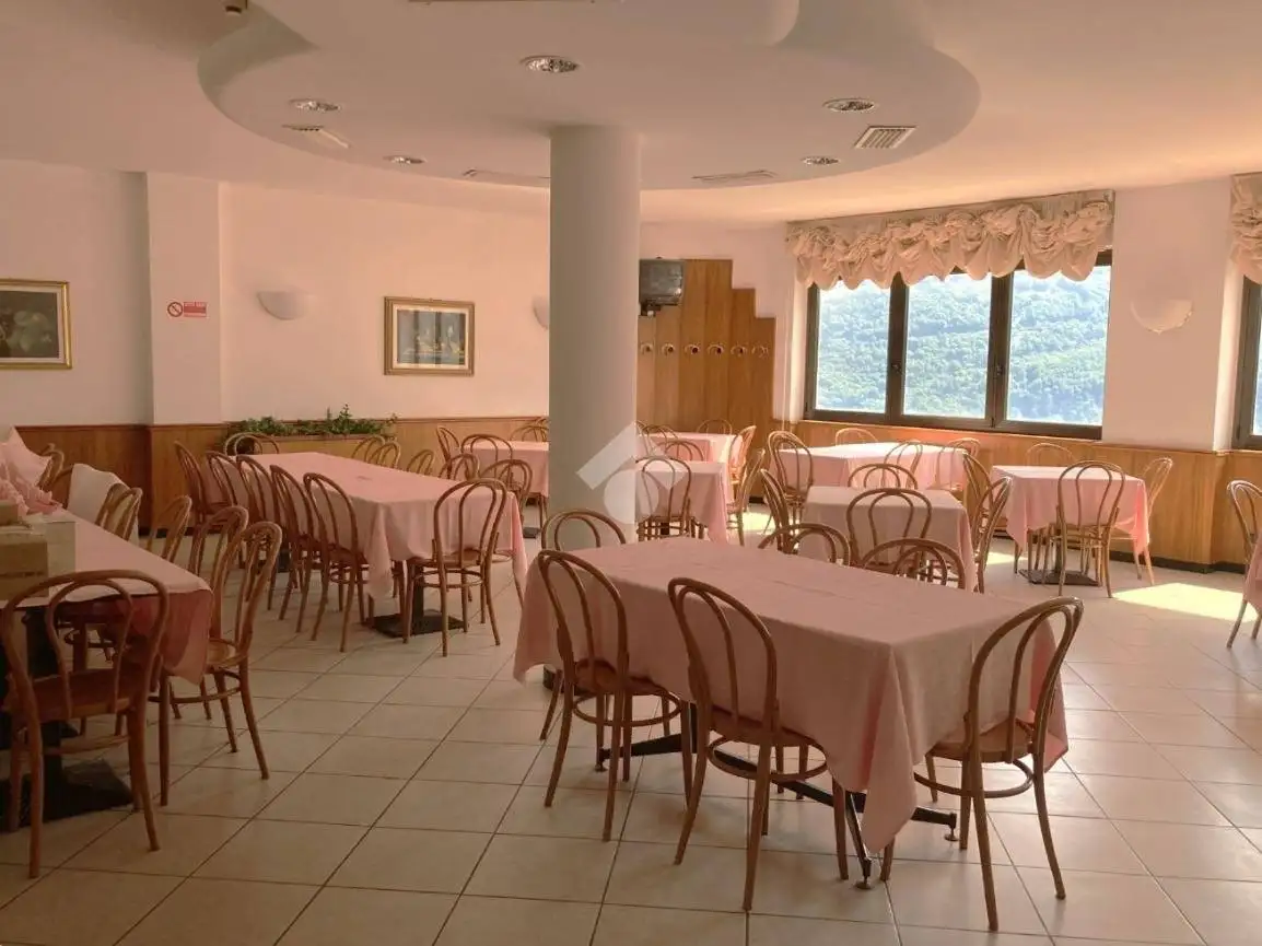 Palazzo - Edificio in vendita a Cosio Valtellino