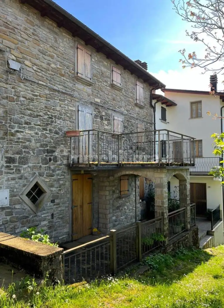 Casa indipendente in vendita a San Benedetto Val di Sambro