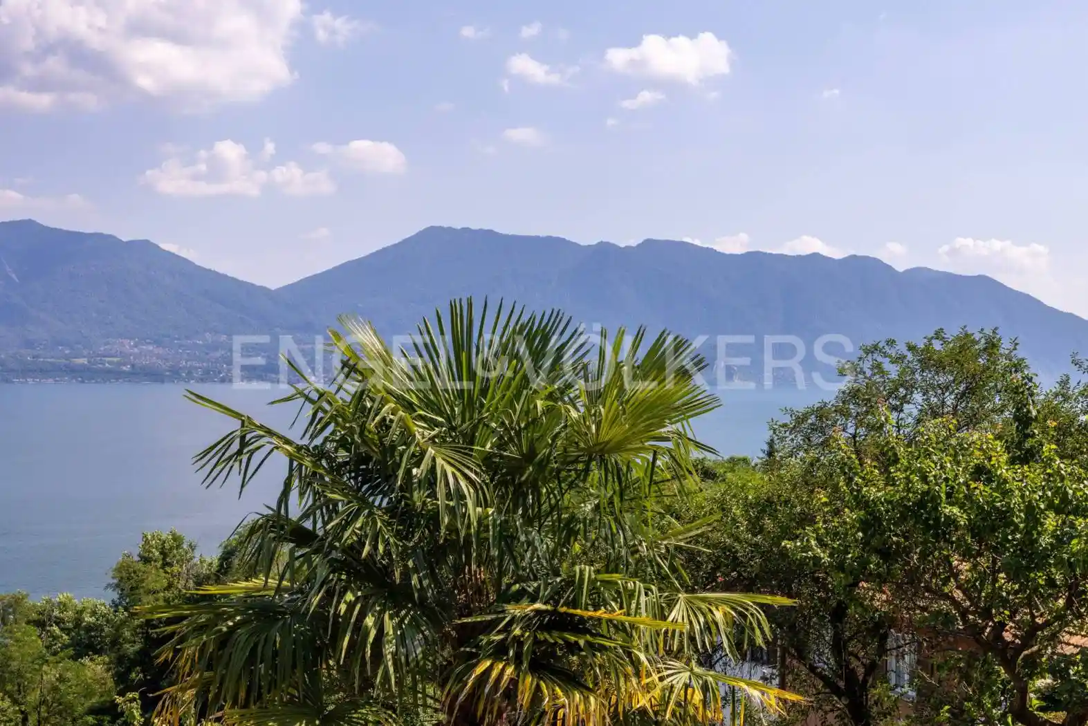 Appartamento in vendita a Cannero Riviera