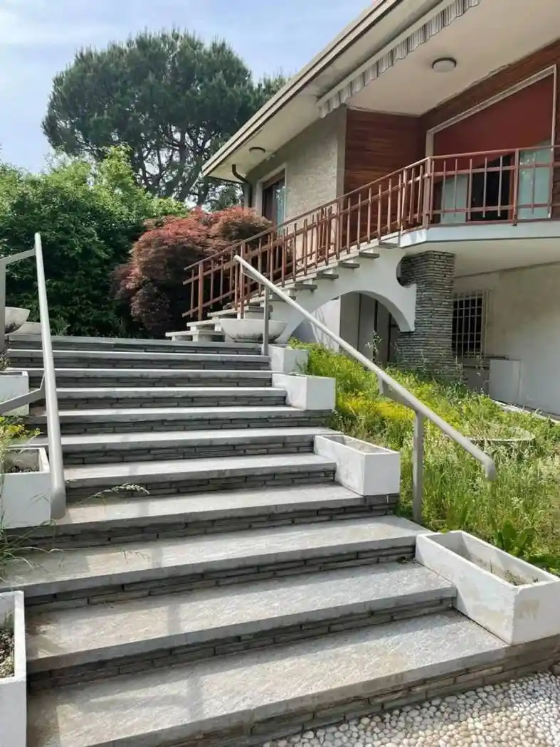 Villa unifamiliare via Papa Giovanni Xxiii, 44, Centro, Bulciago - foto 4