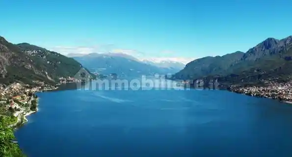 Casa indipendente in vendita a Oliveto Lario