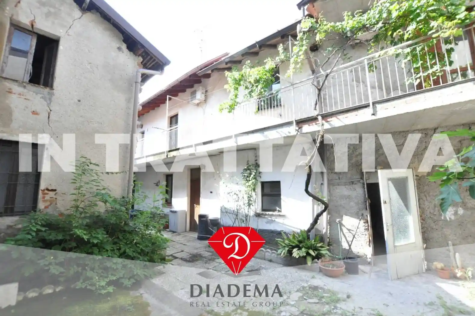 Casa indipendente in vendita a Vergiate